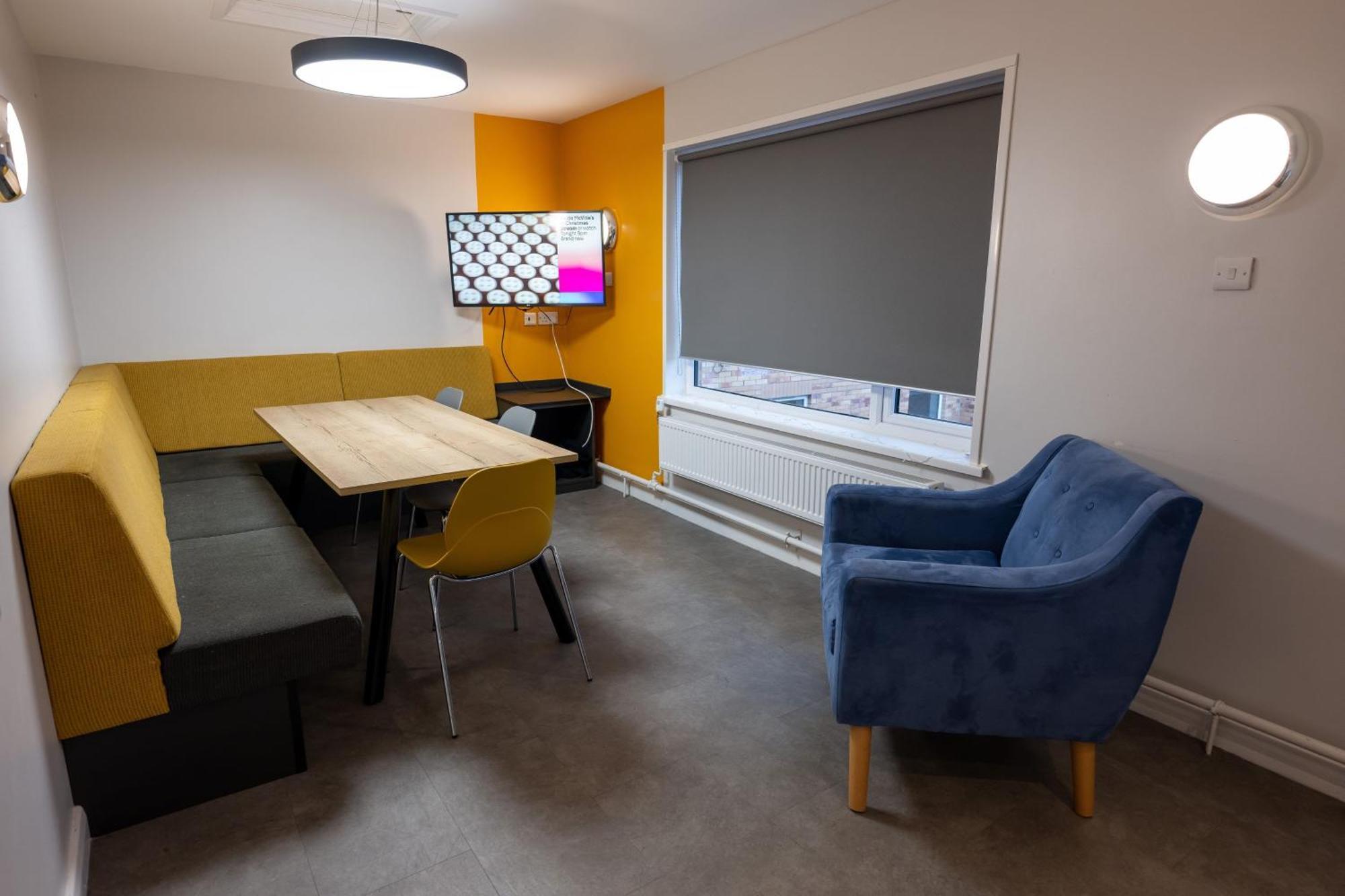 Plas Gwyn Halls, Cardiff Met University Екстериор снимка